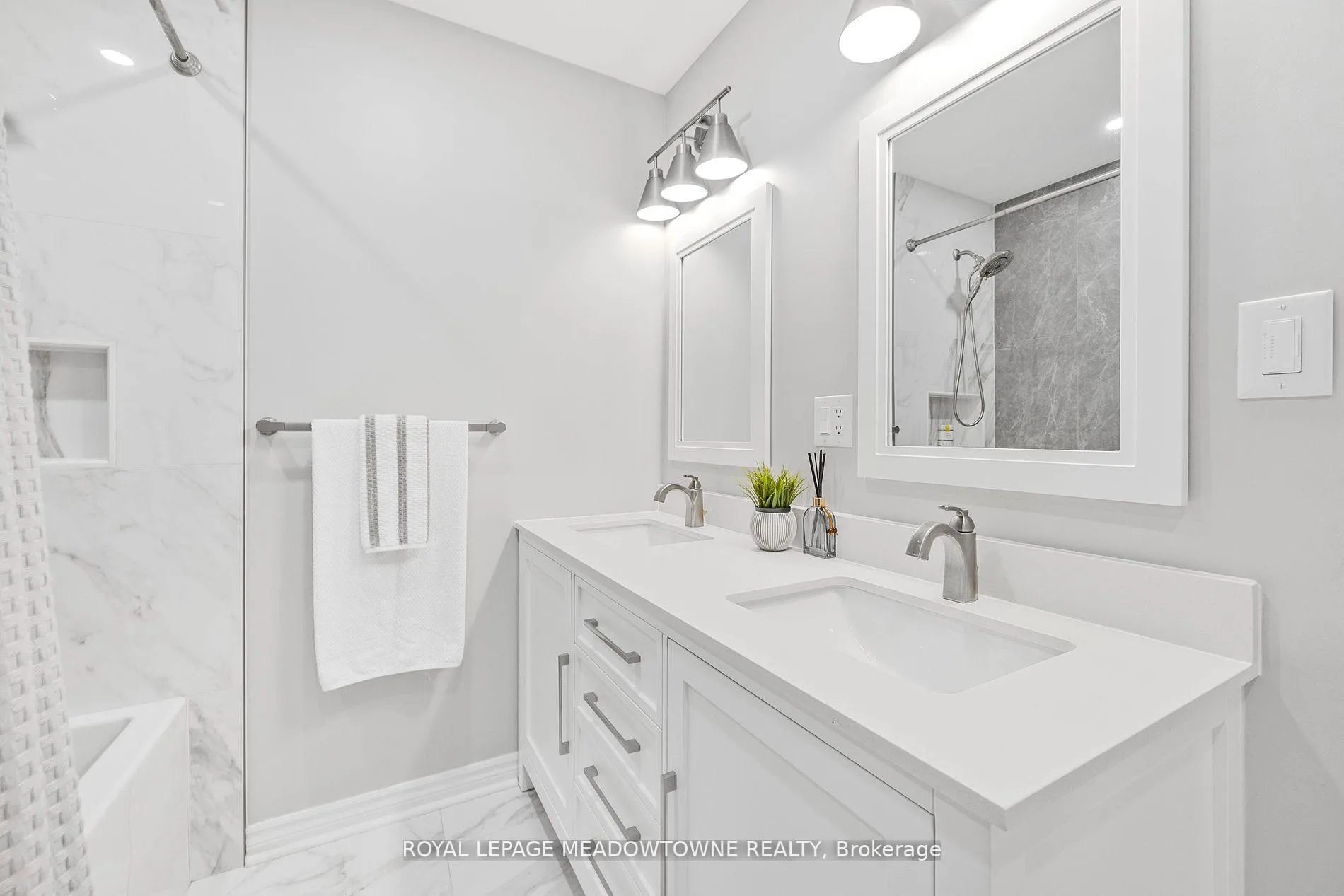 Photo 21 of 106 Campbell Avenue E, Milton, Campbellville — HOMEH