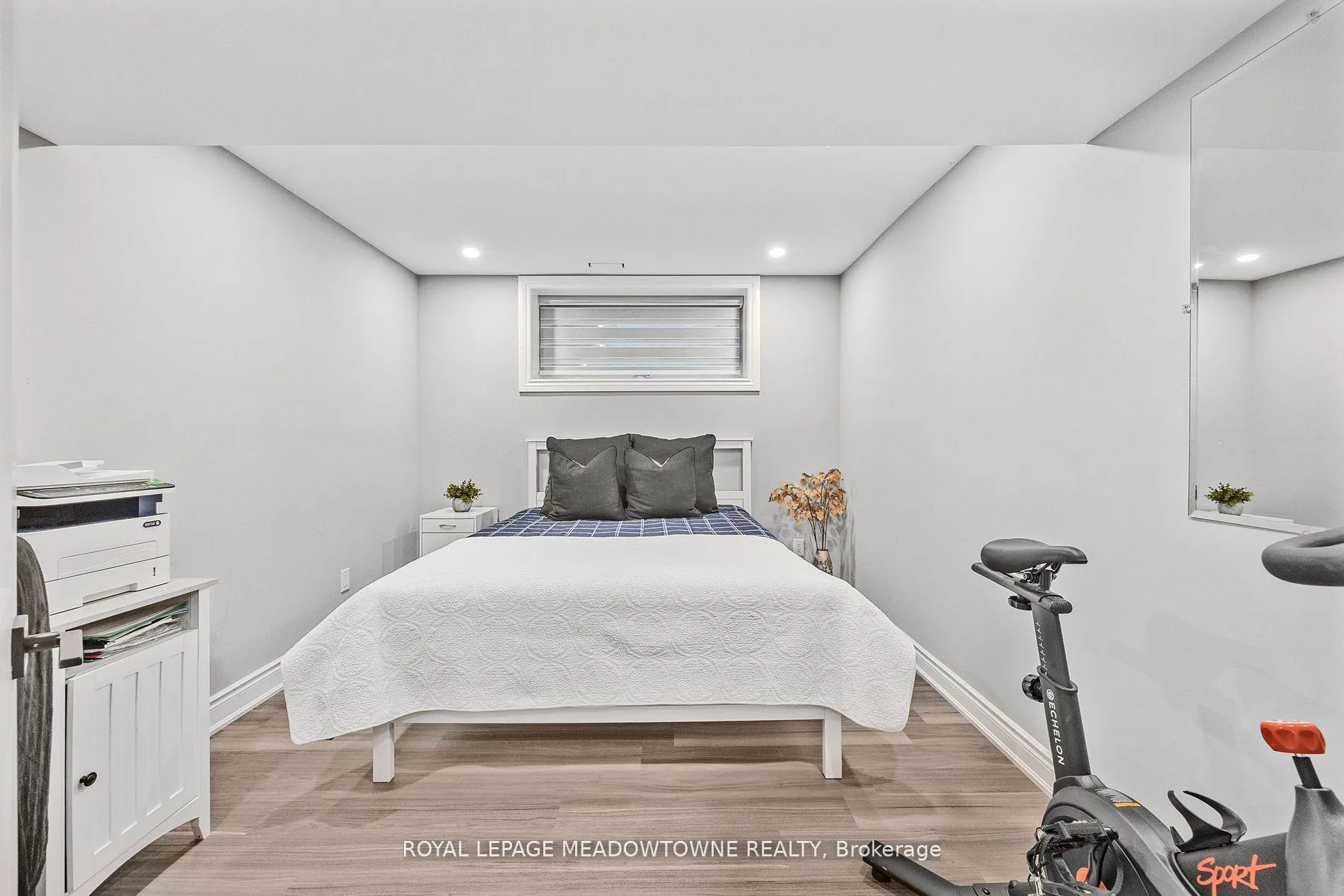 Photo 31 of 106 Campbell Avenue E, Milton, Campbellville — HOMEH