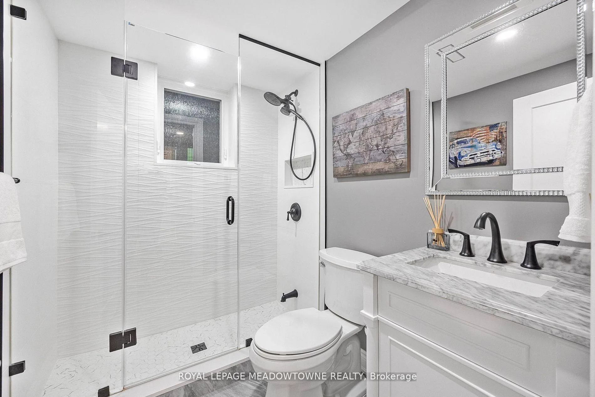 Photo 33 of 106 Campbell Avenue E, Milton, Campbellville — HOMEH