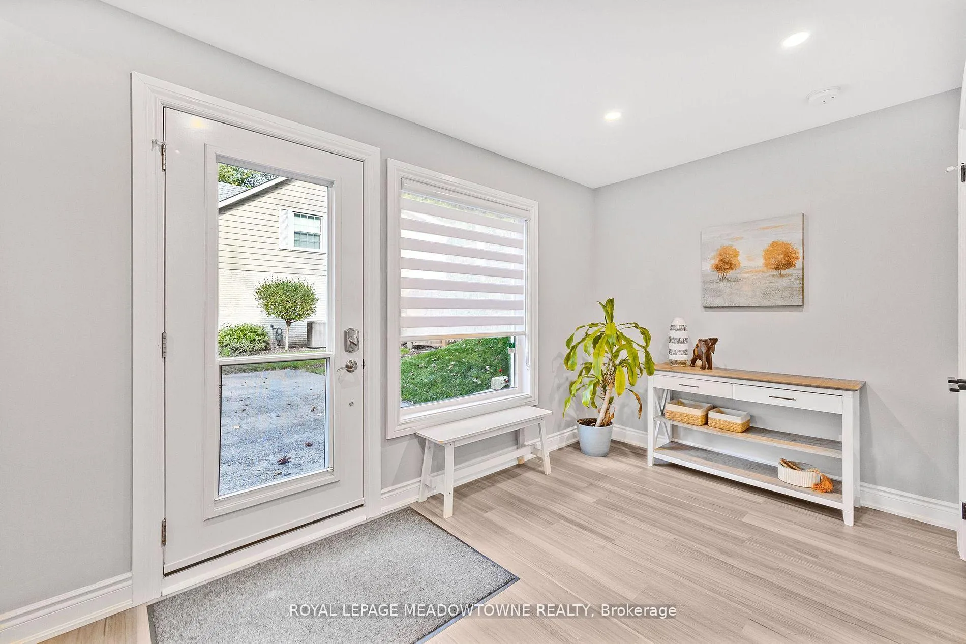 Photo 34 of 106 Campbell Avenue E, Milton, Campbellville — HOMEH