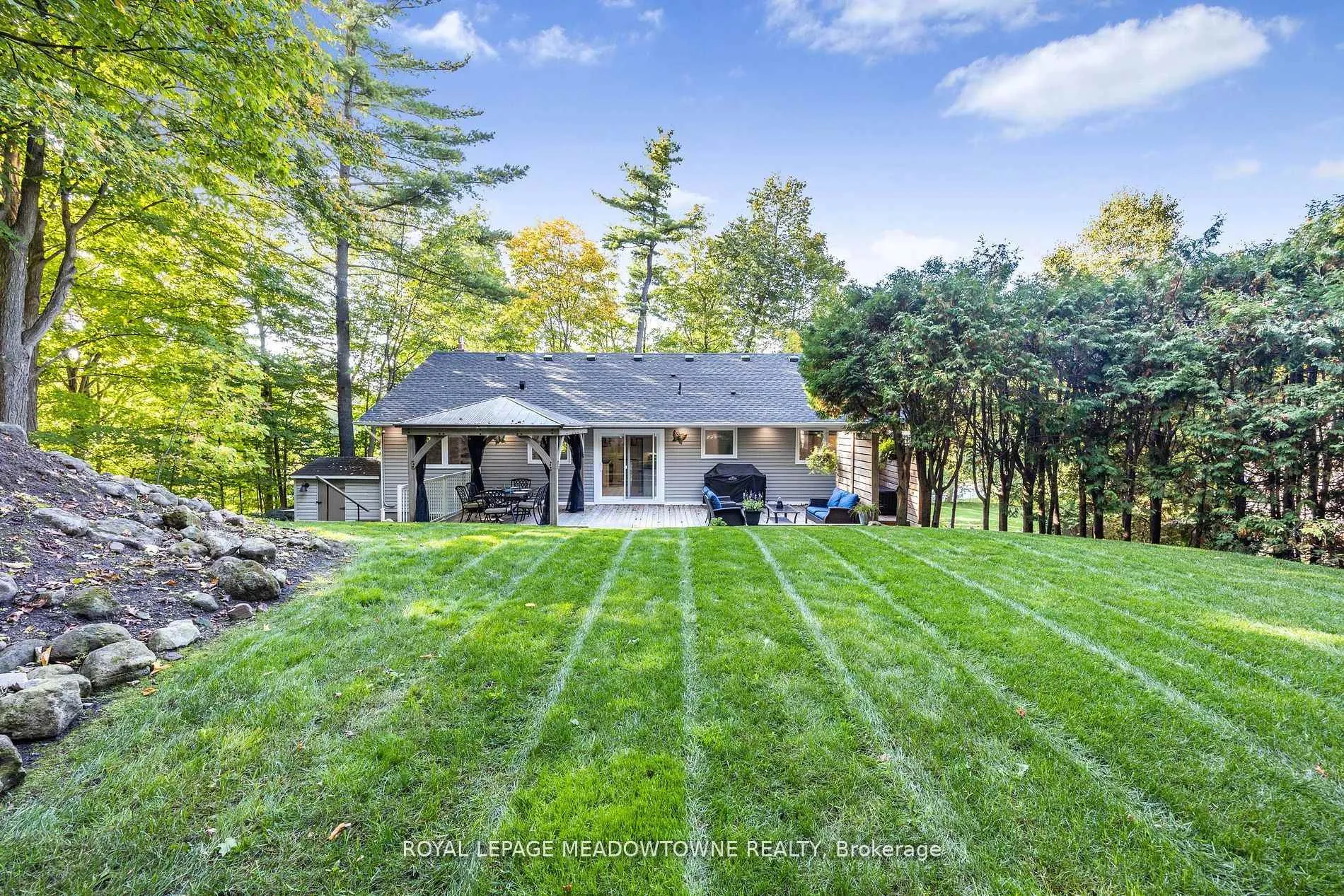 Photo 37 of 106 Campbell Avenue E, Milton, Campbellville — HOMEH