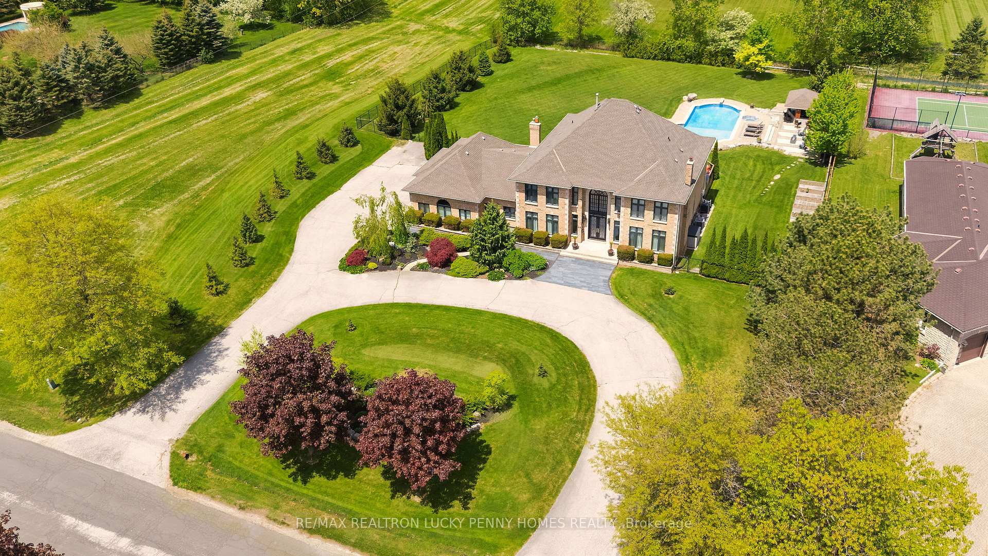 Photo 1 of 46 Richard Person Drive, Markham, Devil's Elbow — HOMEH