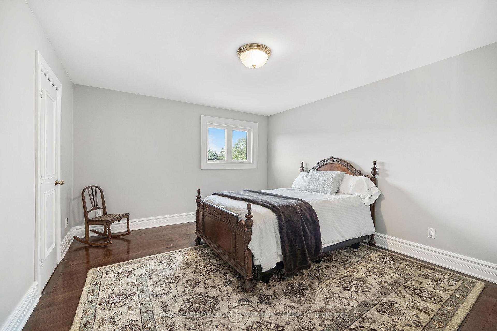 Photo 38 of 46 Richard Person Drive, Markham, Devil's Elbow — HOMEH
