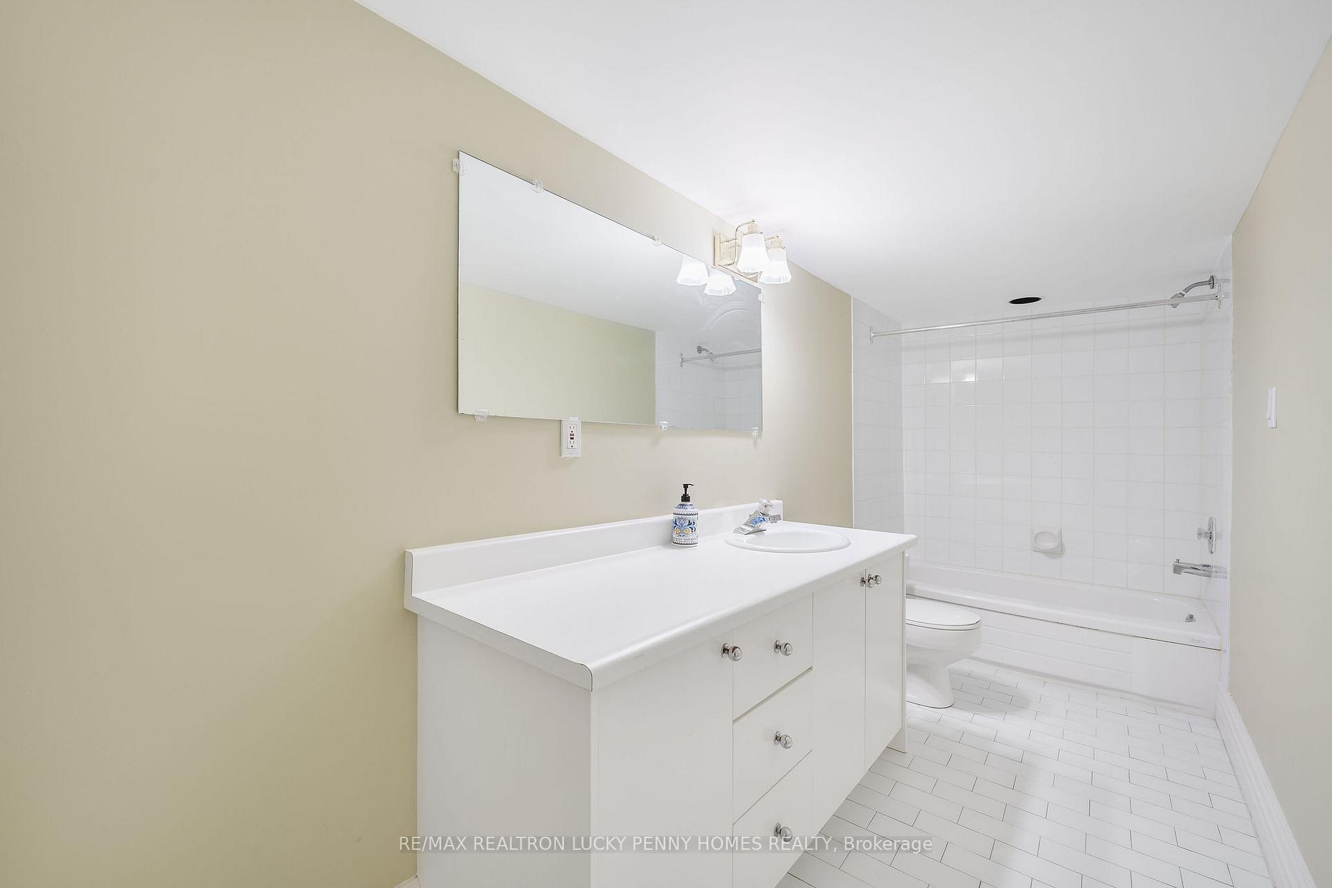 Photo 43 of 46 Richard Person Drive, Markham, Devil's Elbow — HOMEH