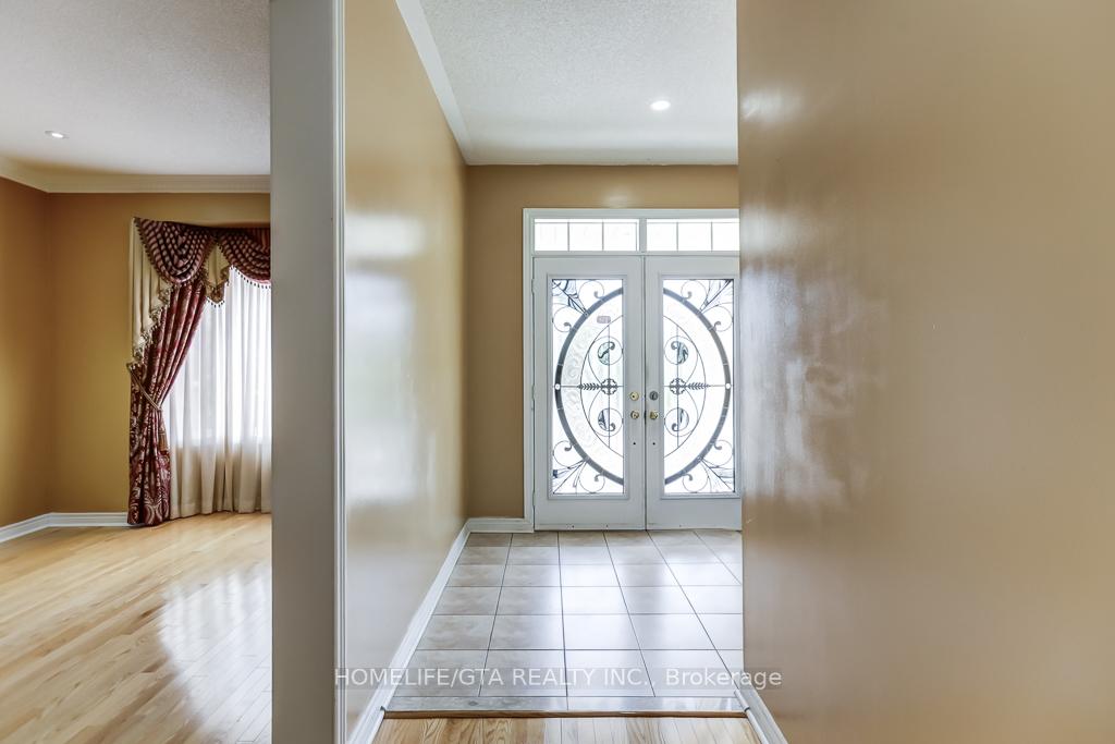 Photo 3 of 54 Outer Banks Drive, Markham, Cornell — HOMEH
