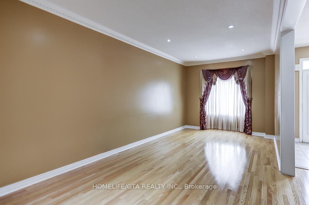 Photo 5 of 54 Outer Banks Drive, Markham, Cornell — HOMEH