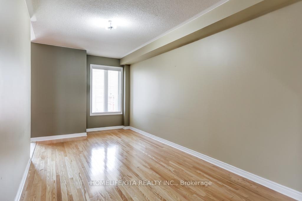 Photo 7 of 54 Outer Banks Drive, Markham, Cornell — HOMEH