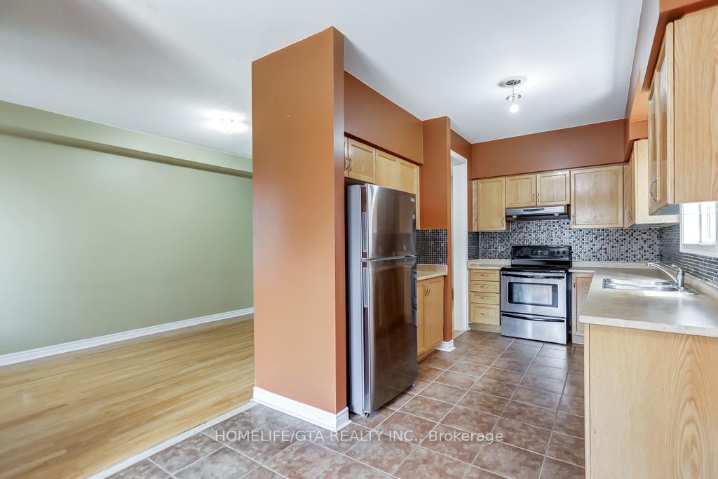 Photo 13 of 54 Outer Banks Drive, Markham, Cornell — HOMEH