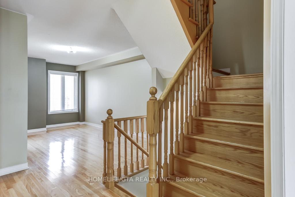 Photo 17 of 54 Outer Banks Drive, Markham, Cornell — HOMEH