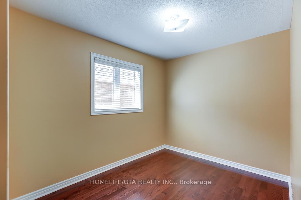 Photo 23 of 54 Outer Banks Drive, Markham, Cornell — HOMEH