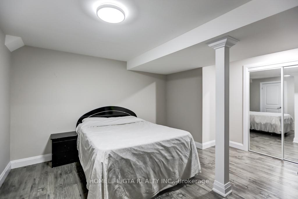 Photo 30 of 54 Outer Banks Drive, Markham, Cornell — HOMEH