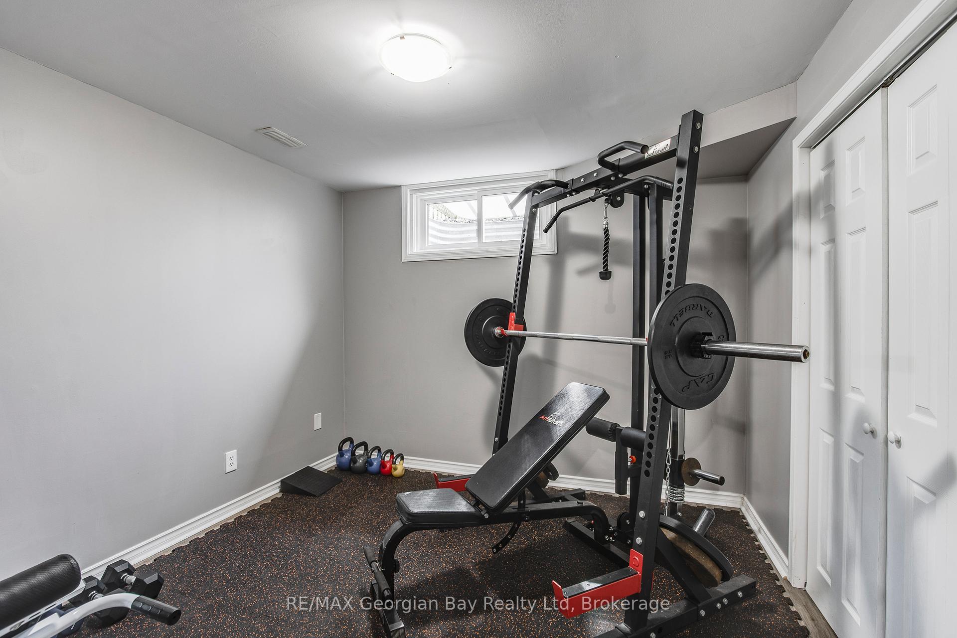 Photo 20 of 319 Ellen Street, Midland — HOMEH