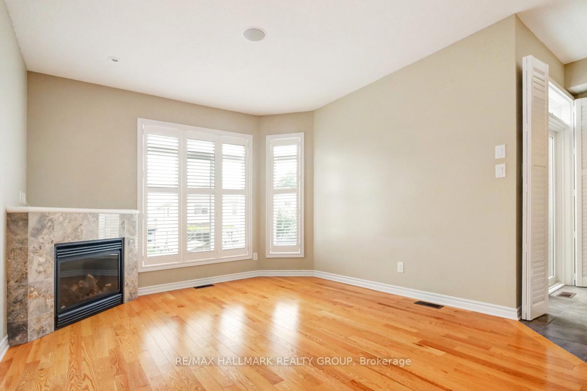 Photo 7 of 314 Kingbrook Drive, Ottawa, Kanata - Bridlewood — HOMEH