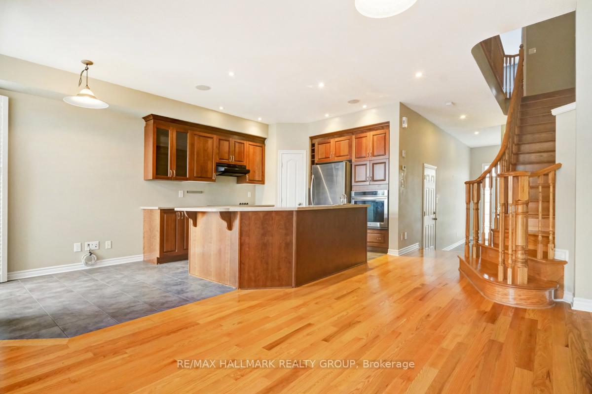 Photo 13 of 314 Kingbrook Drive, Ottawa, Kanata - Bridlewood — HOMEH