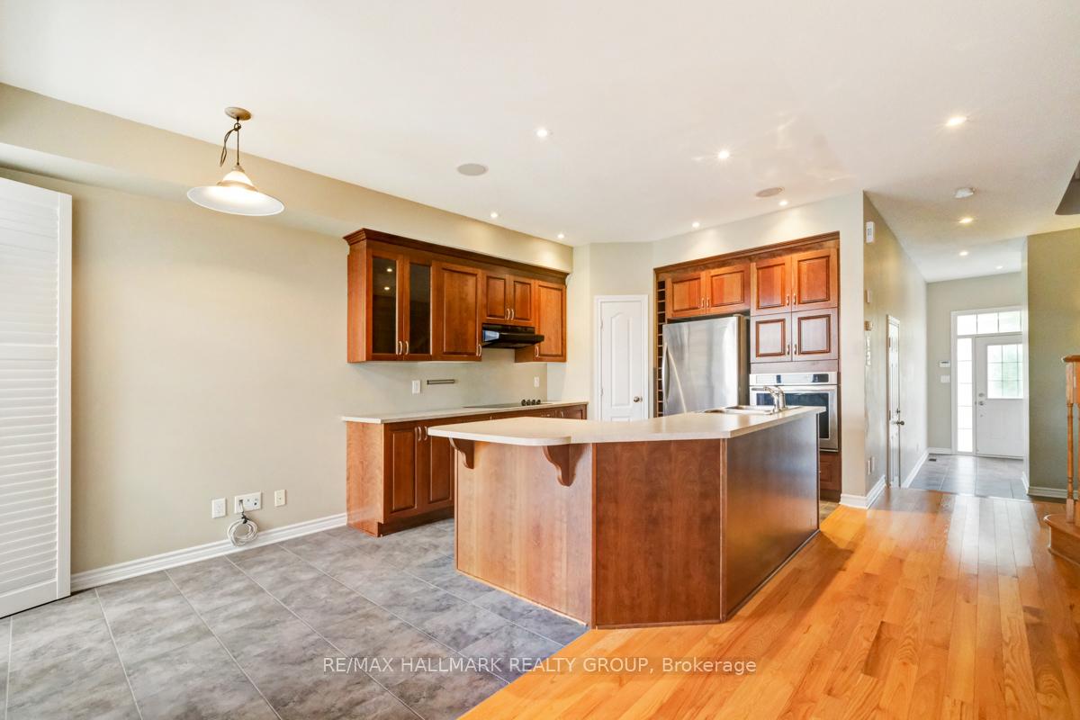 Photo 15 of 314 Kingbrook Drive, Ottawa, Kanata - Bridlewood — HOMEH