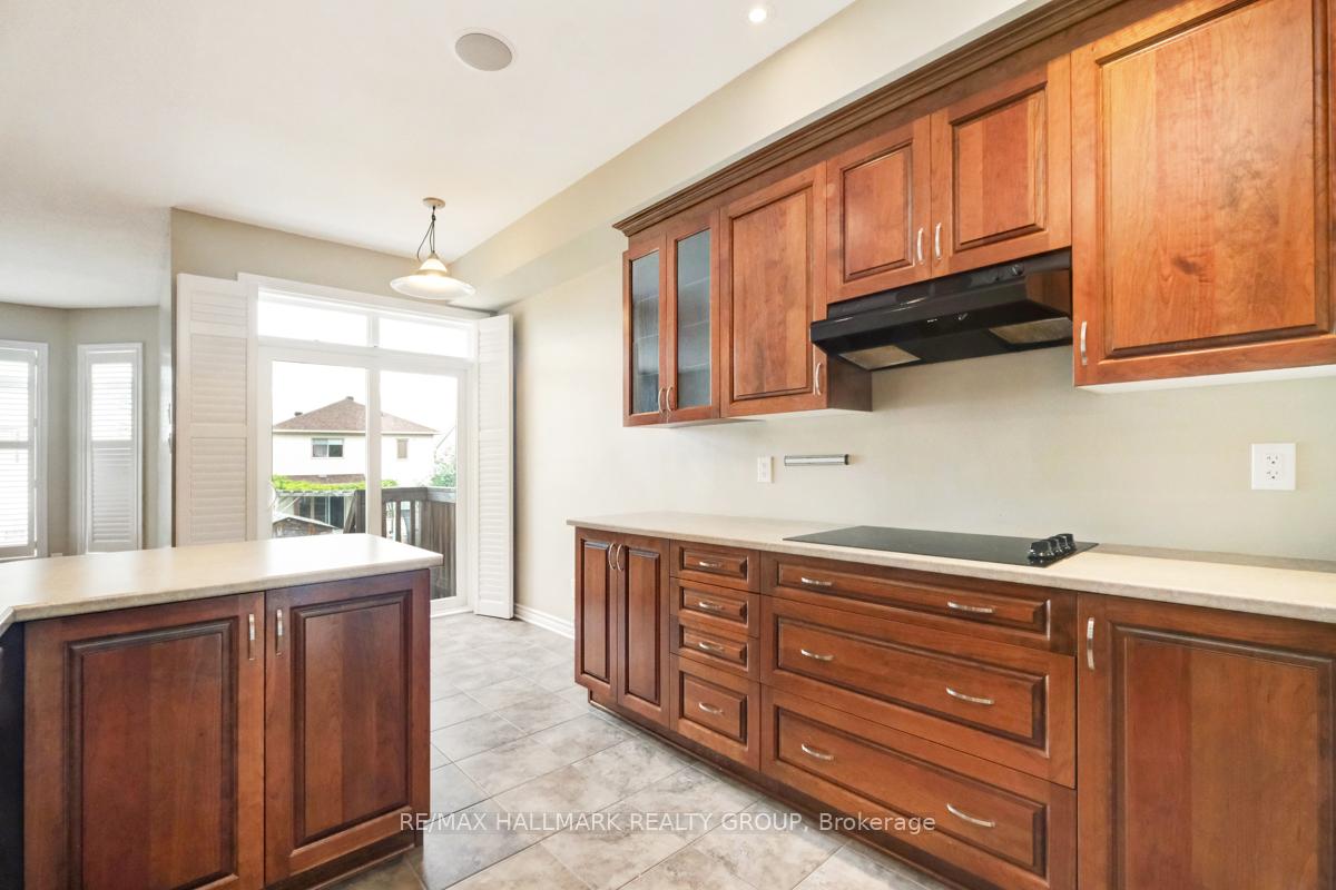 Photo 16 of 314 Kingbrook Drive, Ottawa, Kanata - Bridlewood — HOMEH
