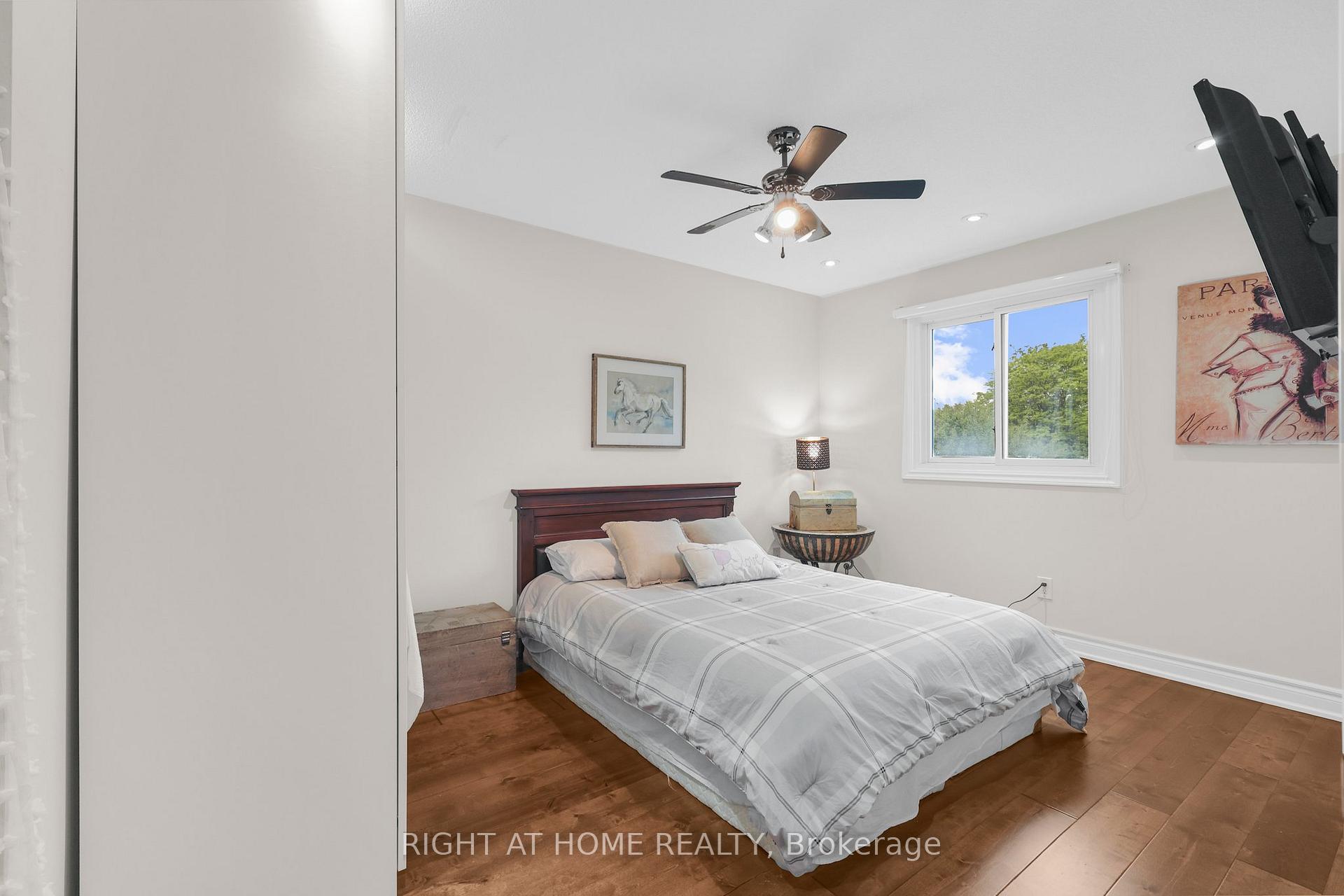 Photo 21 of 21 Spragg Circle, Markham, Markham Village — HOMEH