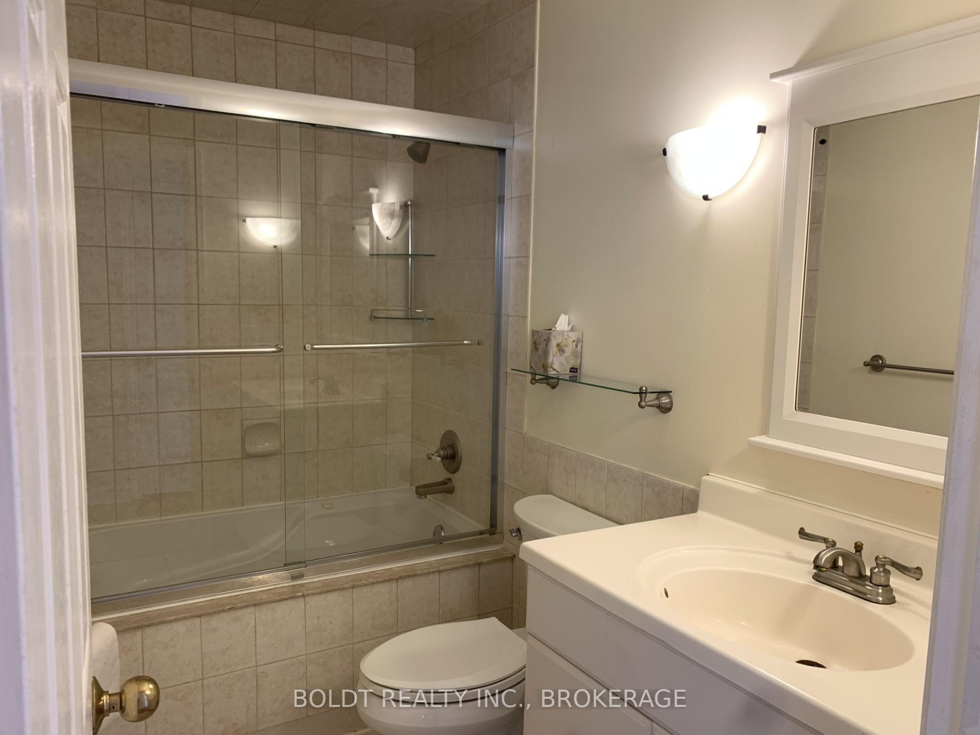Photo 15 of 7 Gilanna Street, Hamilton, Rural Stoney Creek — HOMEH