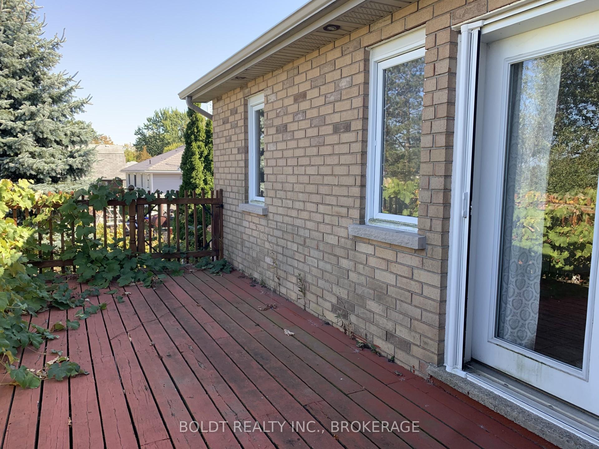 Photo 18 of 7 Gilanna Street, Hamilton, Rural Stoney Creek — HOMEH