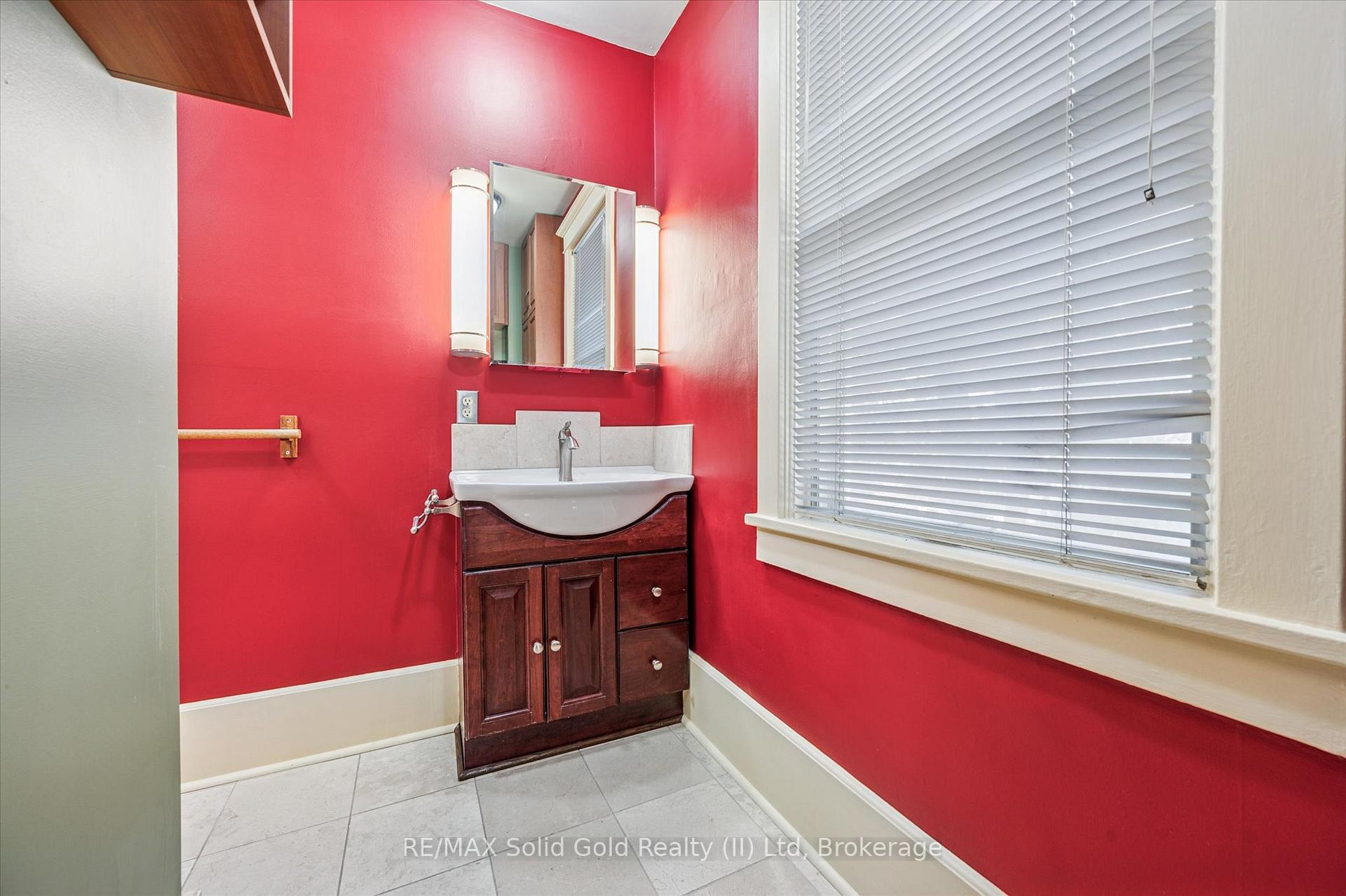 Photo 25 of 5 Dekay Street, Kitchener — HOMEH