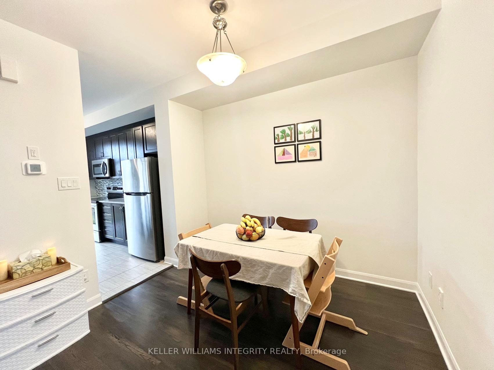 Photo 7 of 215 Clonrush Way, Ottawa, Kanata - Kanata Lakes/Heritage Hills — HOMEH