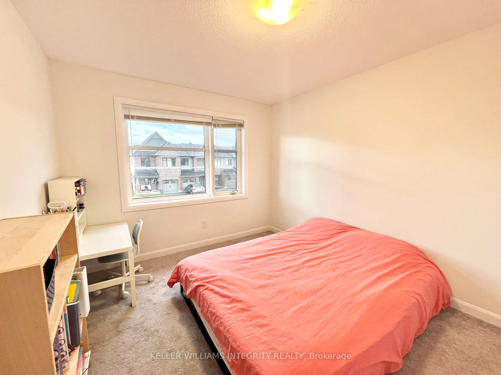 Photo 22 of 215 Clonrush Way, Ottawa, Kanata - Kanata Lakes/Heritage Hills — HOMEH