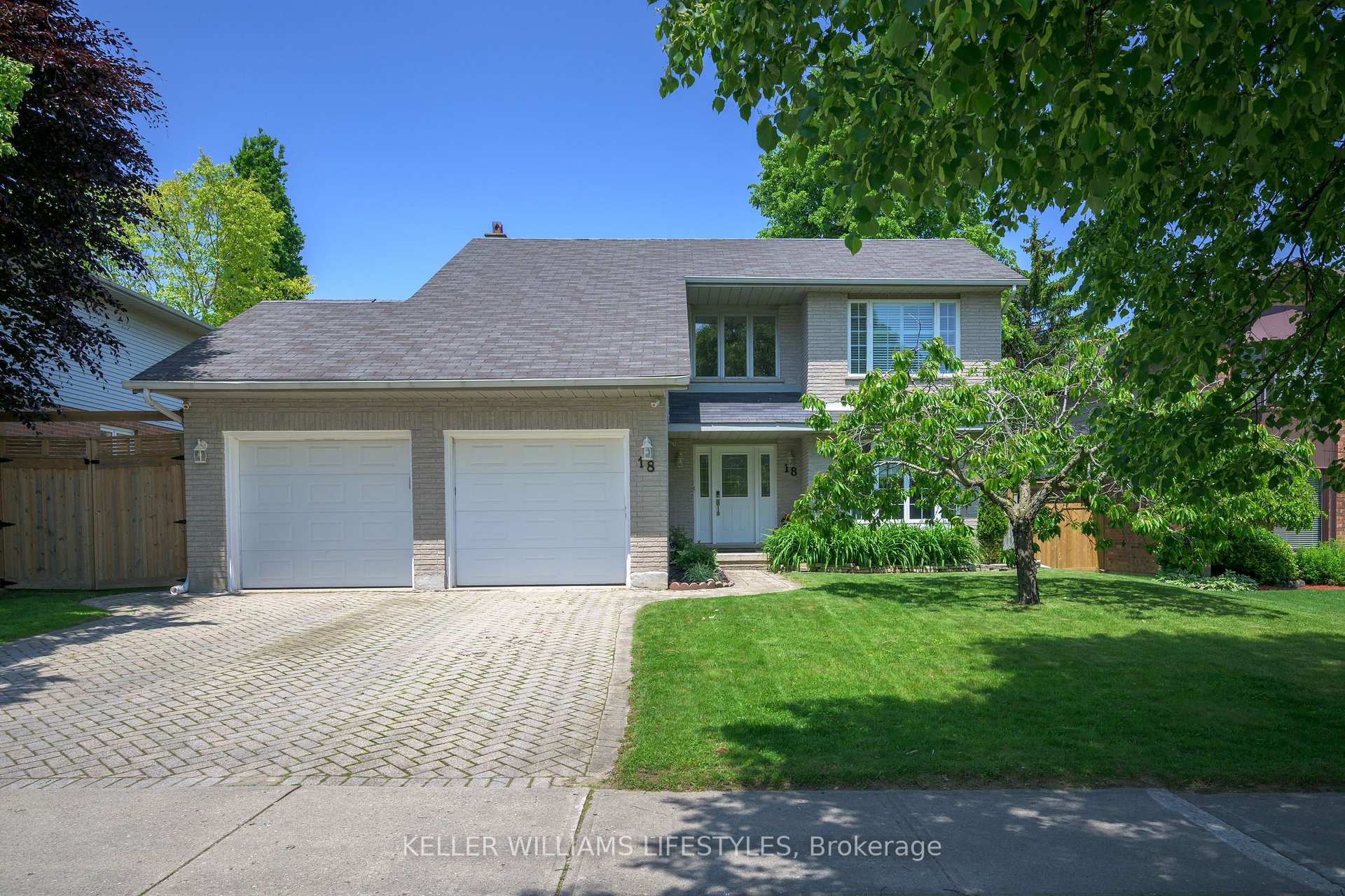 Front of 18 Thunderbird Crescent