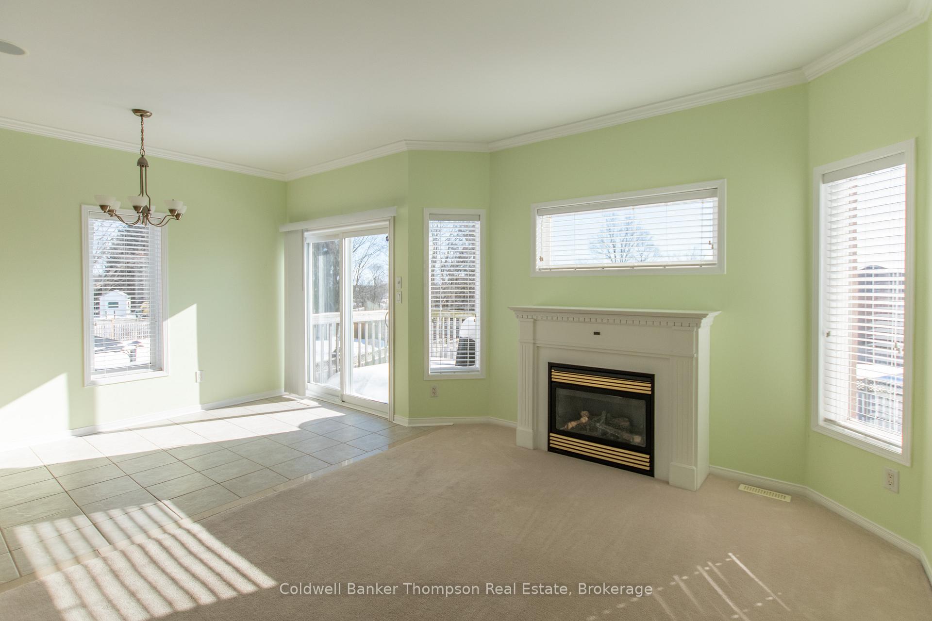 Photo 10 of 2009 Thompson Street, Innisfil, Alcona — HOMEH