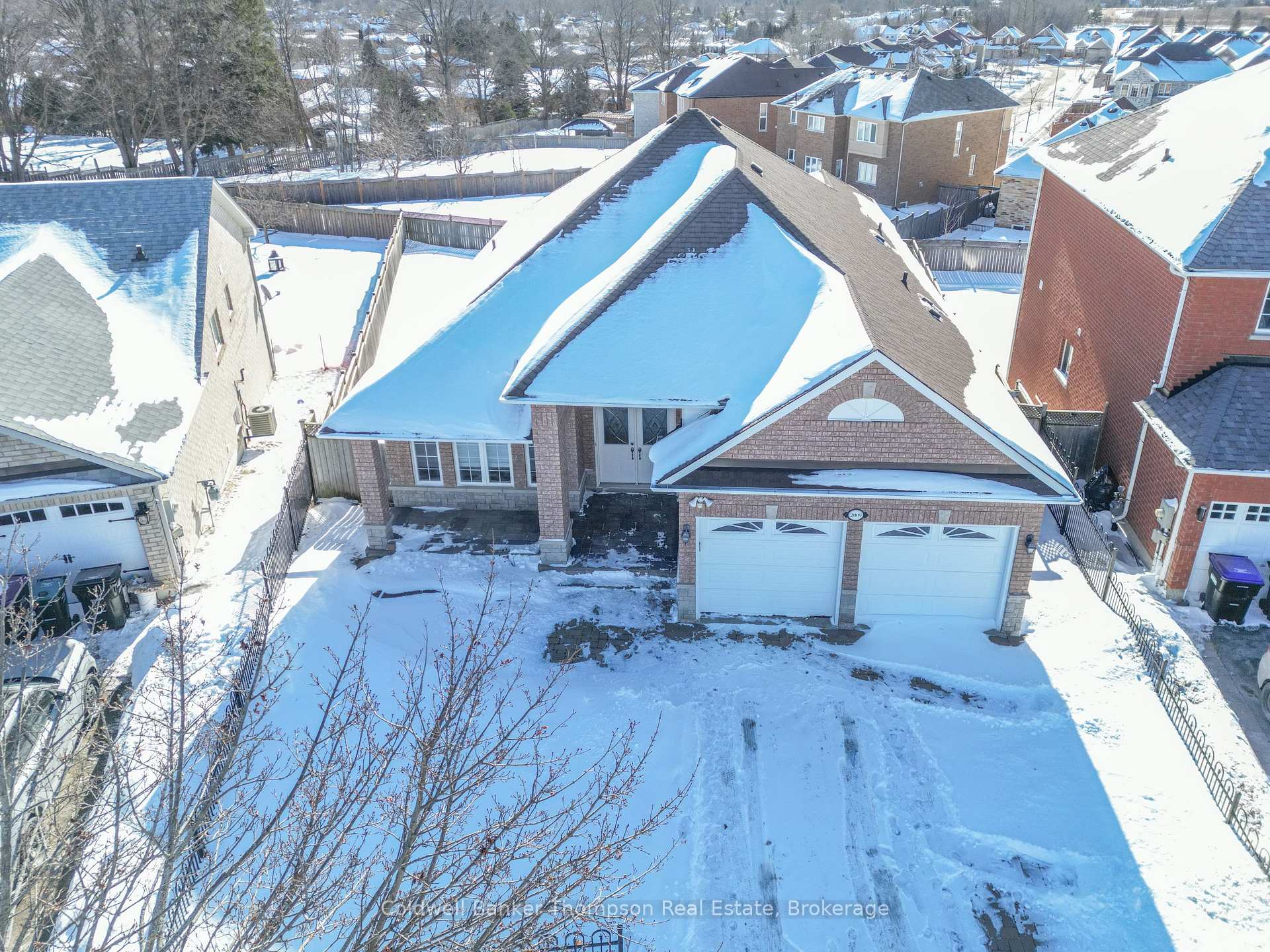 Photo 37 of 2009 Thompson Street, Innisfil, Alcona — HOMEH
