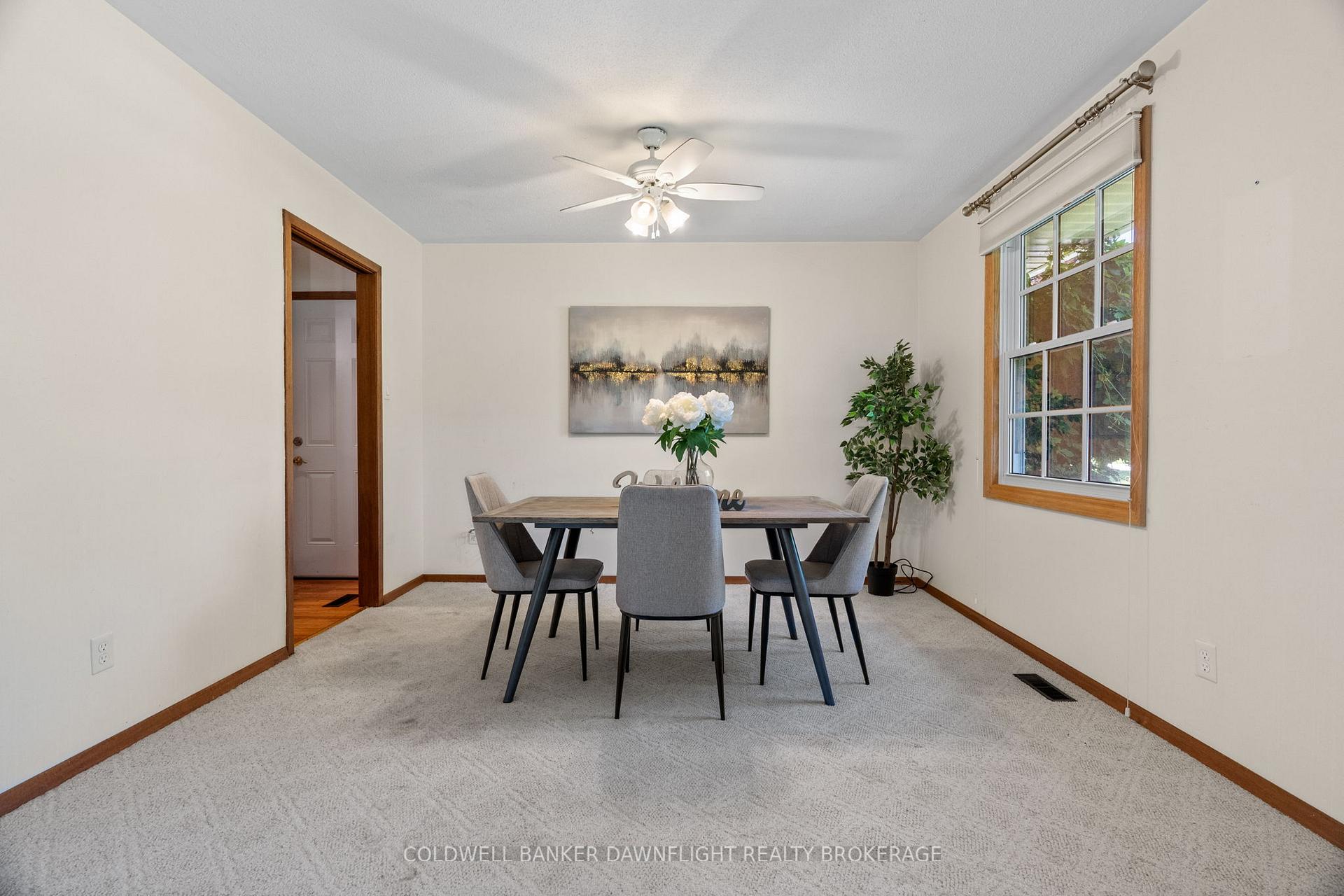Photo 12 of 218 Oakcrest Drive, Middlesex Centre, Komoka — HOMEH
