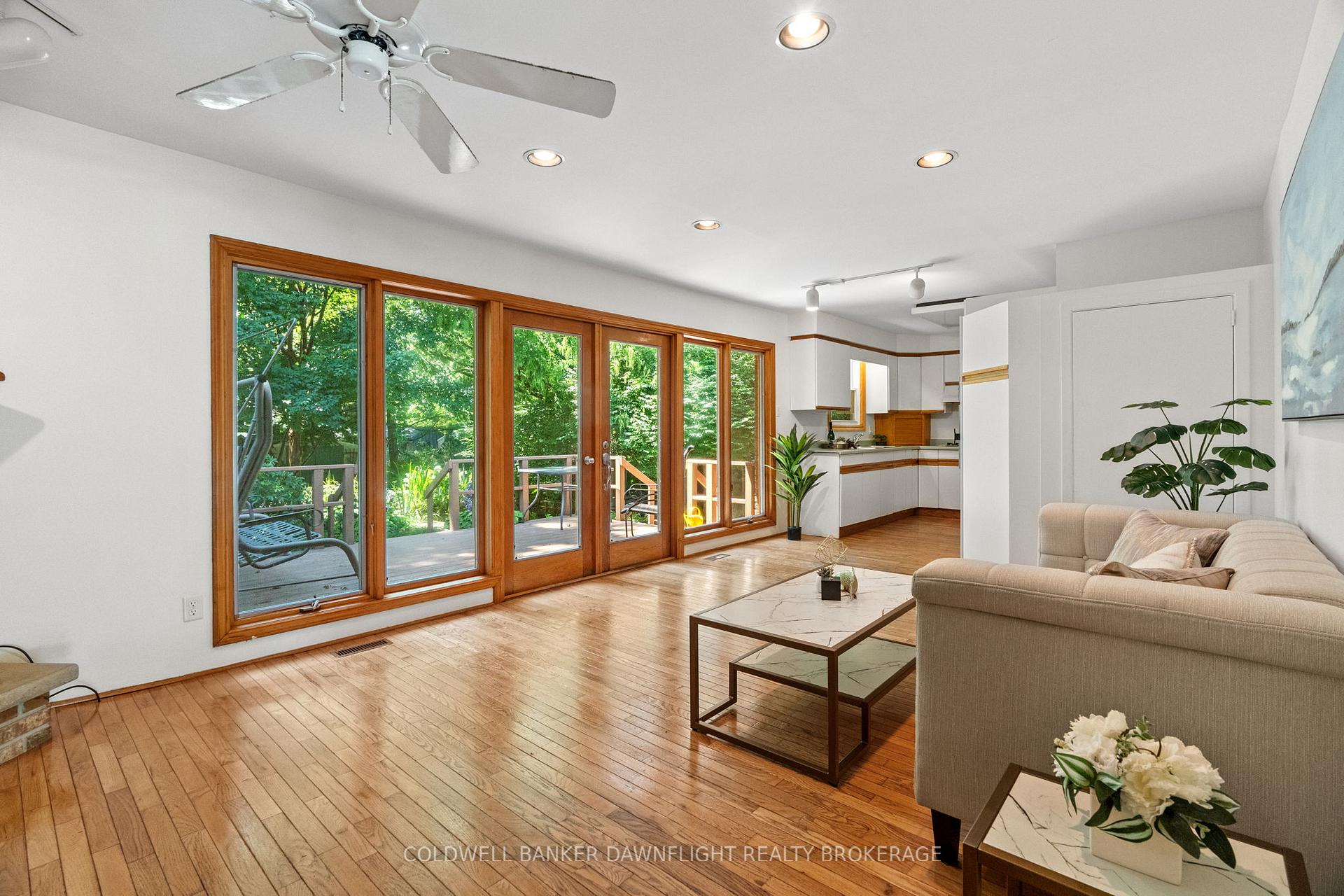 Photo 13 of 218 Oakcrest Drive, Middlesex Centre, Komoka — HOMEH