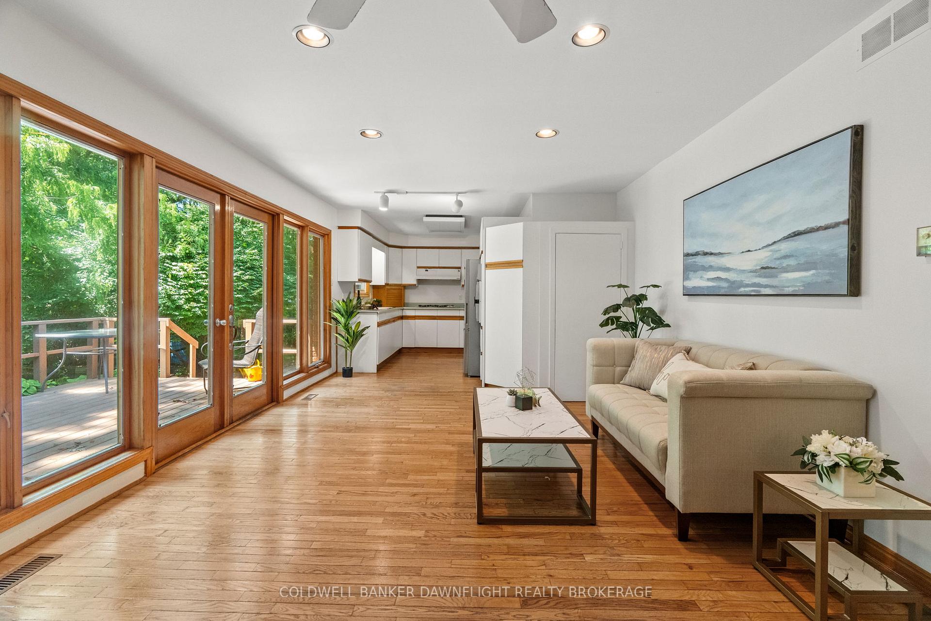 Photo 14 of 218 Oakcrest Drive, Middlesex Centre, Komoka — HOMEH