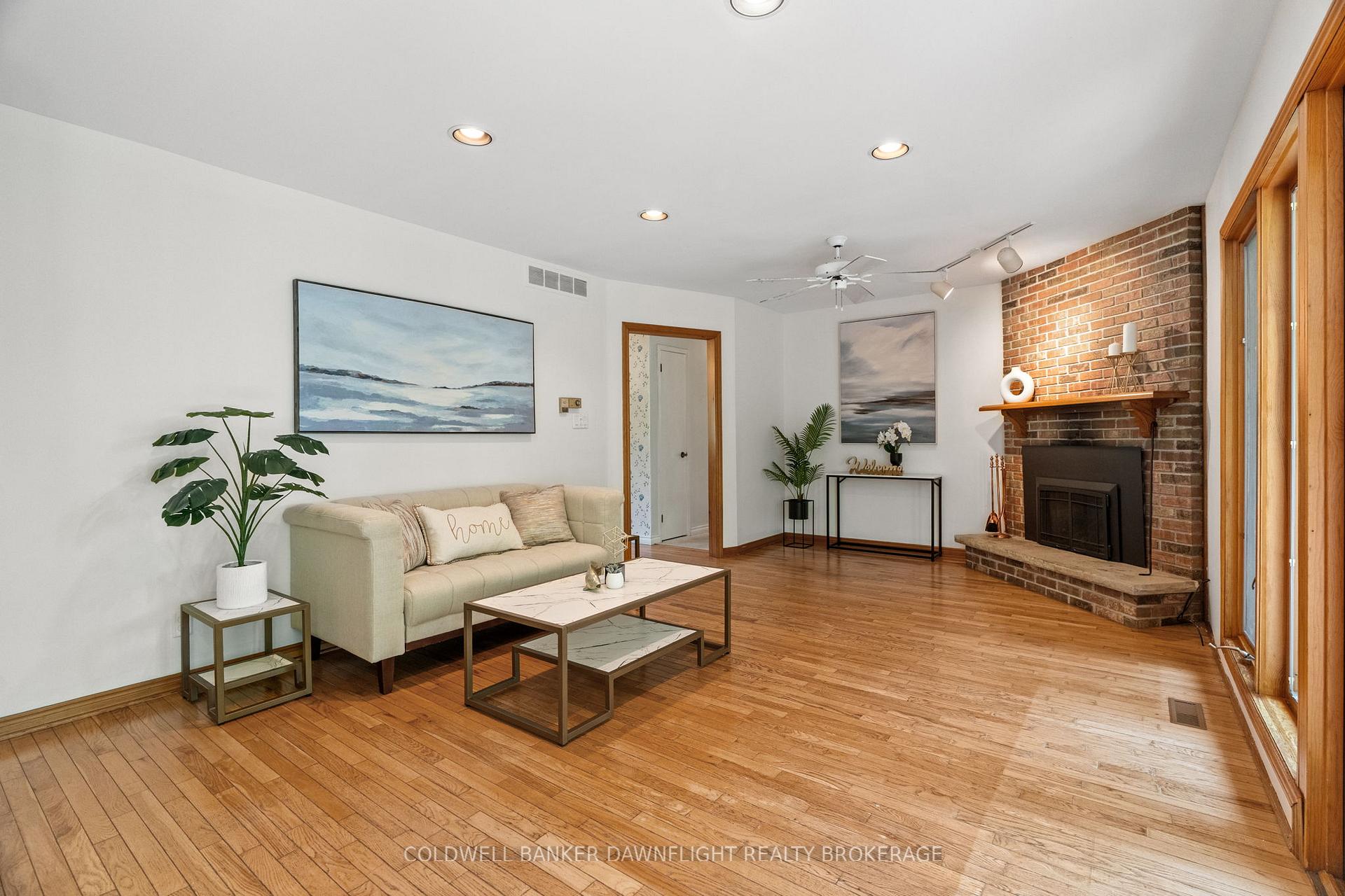 Photo 15 of 218 Oakcrest Drive, Middlesex Centre, Komoka — HOMEH