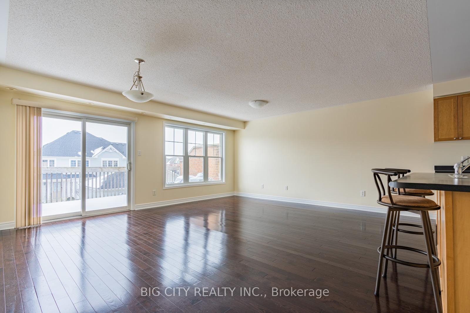 Photo 3 of Unit 1, 2756 Bur Oak Avenue, Markham, Cornell — HOMEH