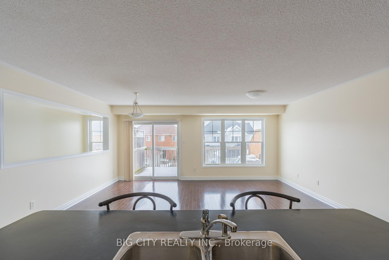 Photo 6 of Unit 1, 2756 Bur Oak Avenue, Markham, Cornell — HOMEH