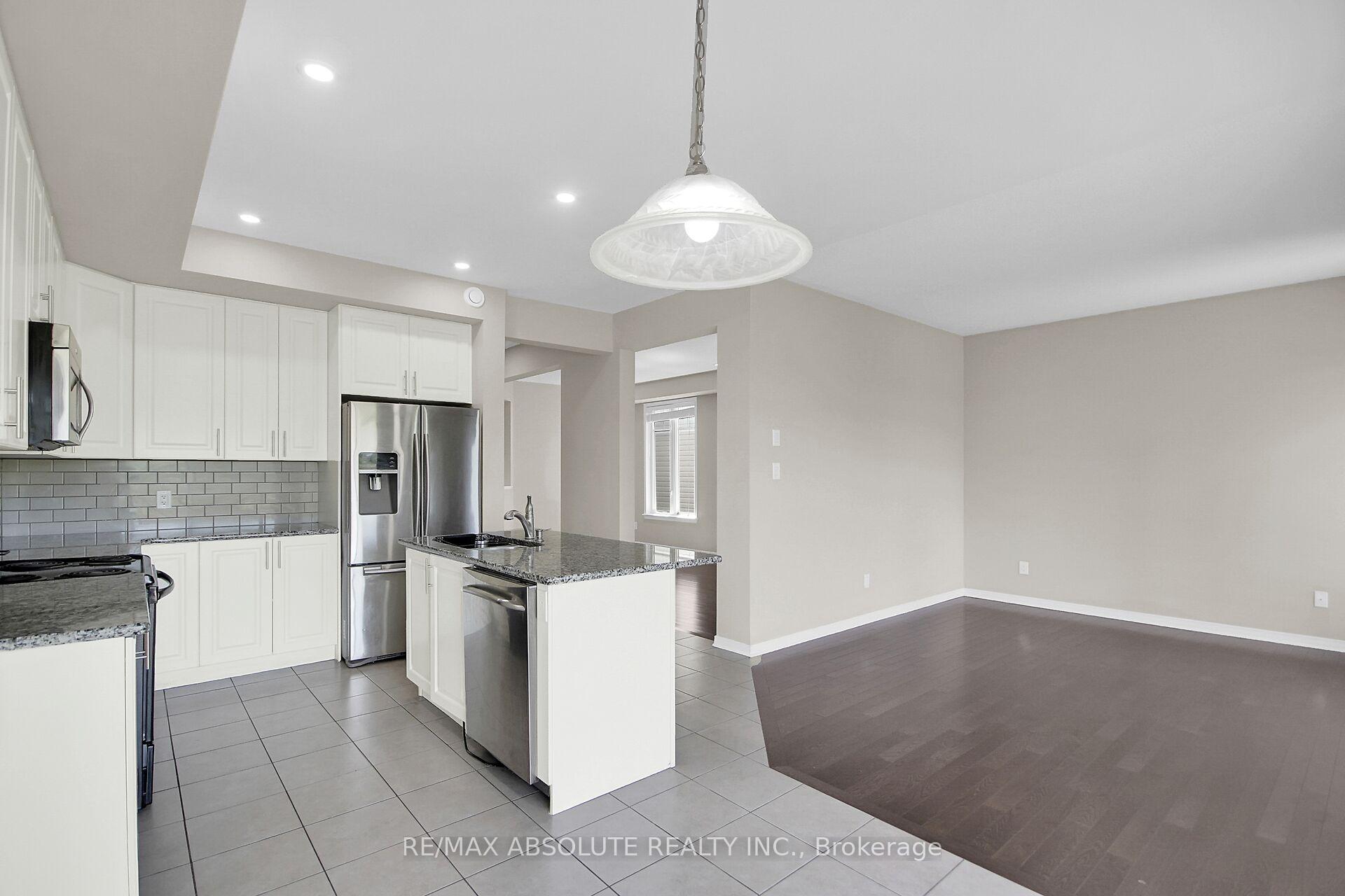 Photo 21 of 54 Tapadero Avenue, Ottawa, Kanata - Emerald Meadows/Trailwest — HOMEH