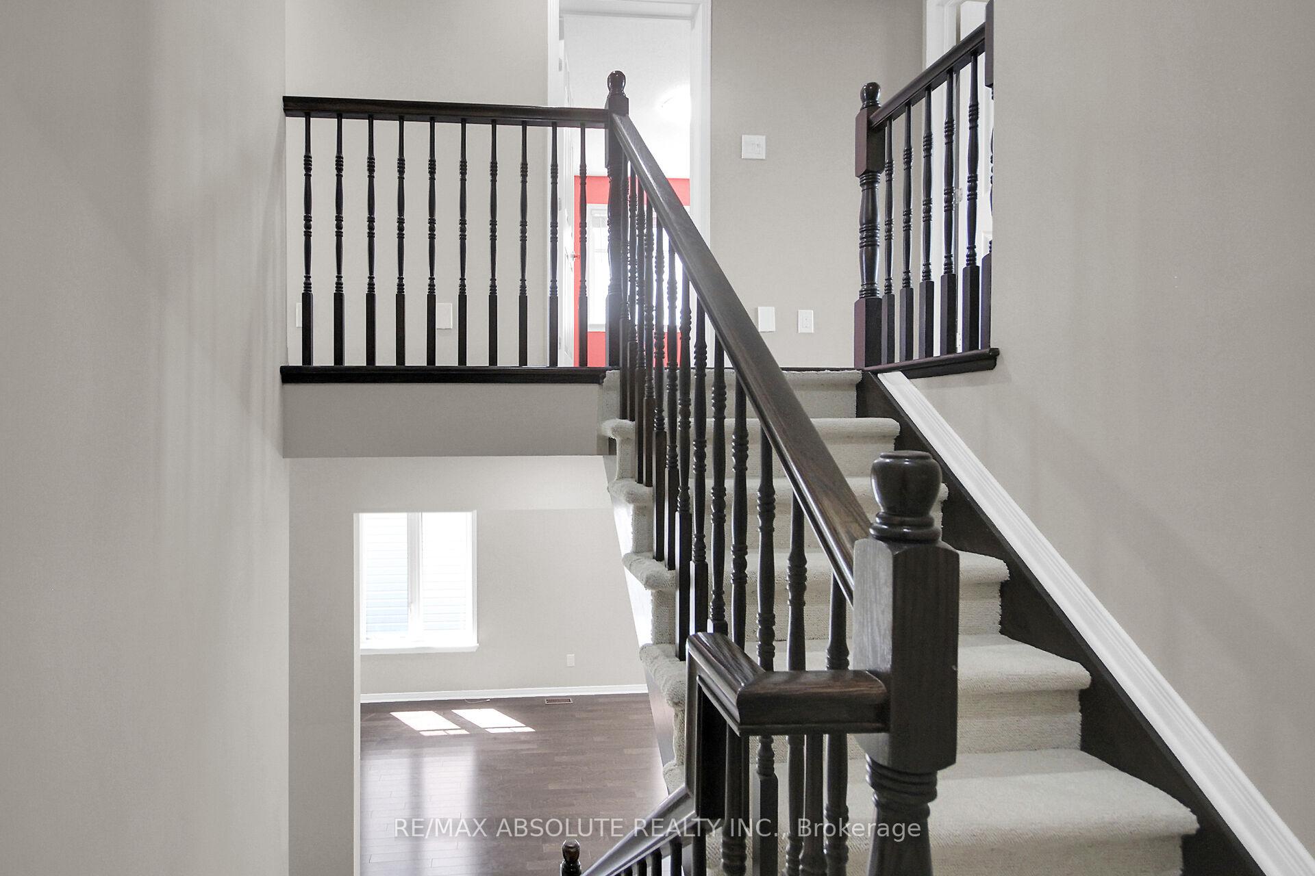 Photo 28 of 54 Tapadero Avenue, Ottawa, Kanata - Emerald Meadows/Trailwest — HOMEH