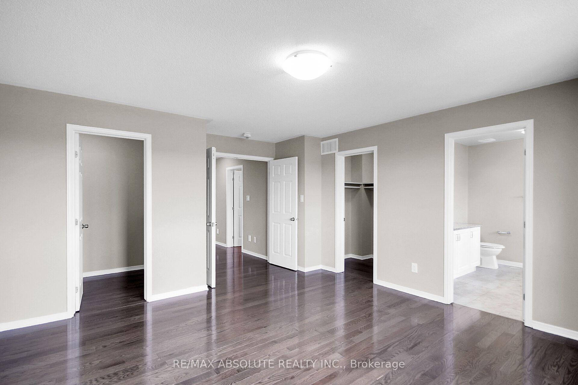 Photo 31 of 54 Tapadero Avenue, Ottawa, Kanata - Emerald Meadows/Trailwest — HOMEH