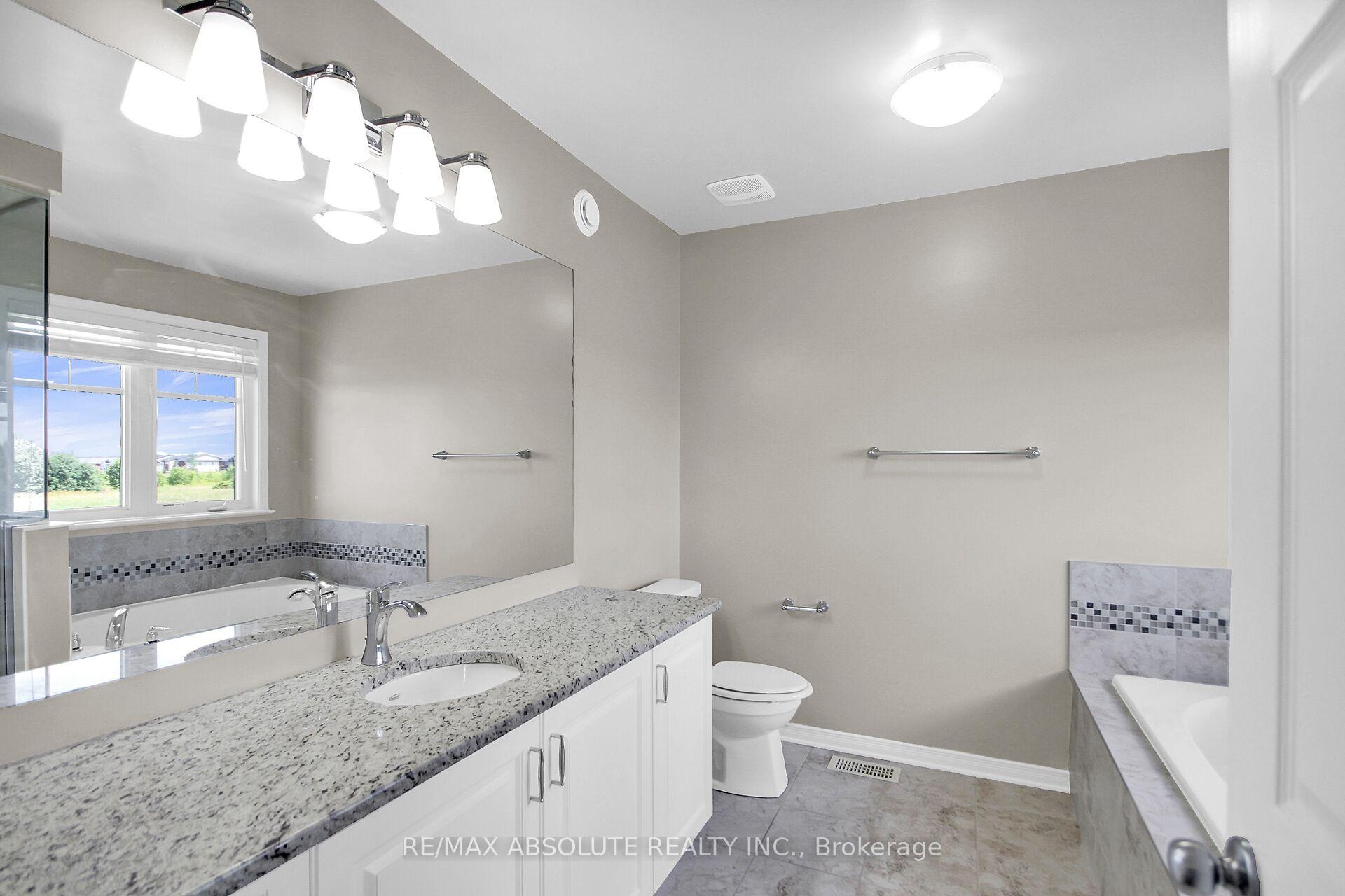 Photo 34 of 54 Tapadero Avenue, Ottawa, Kanata - Emerald Meadows/Trailwest — HOMEH