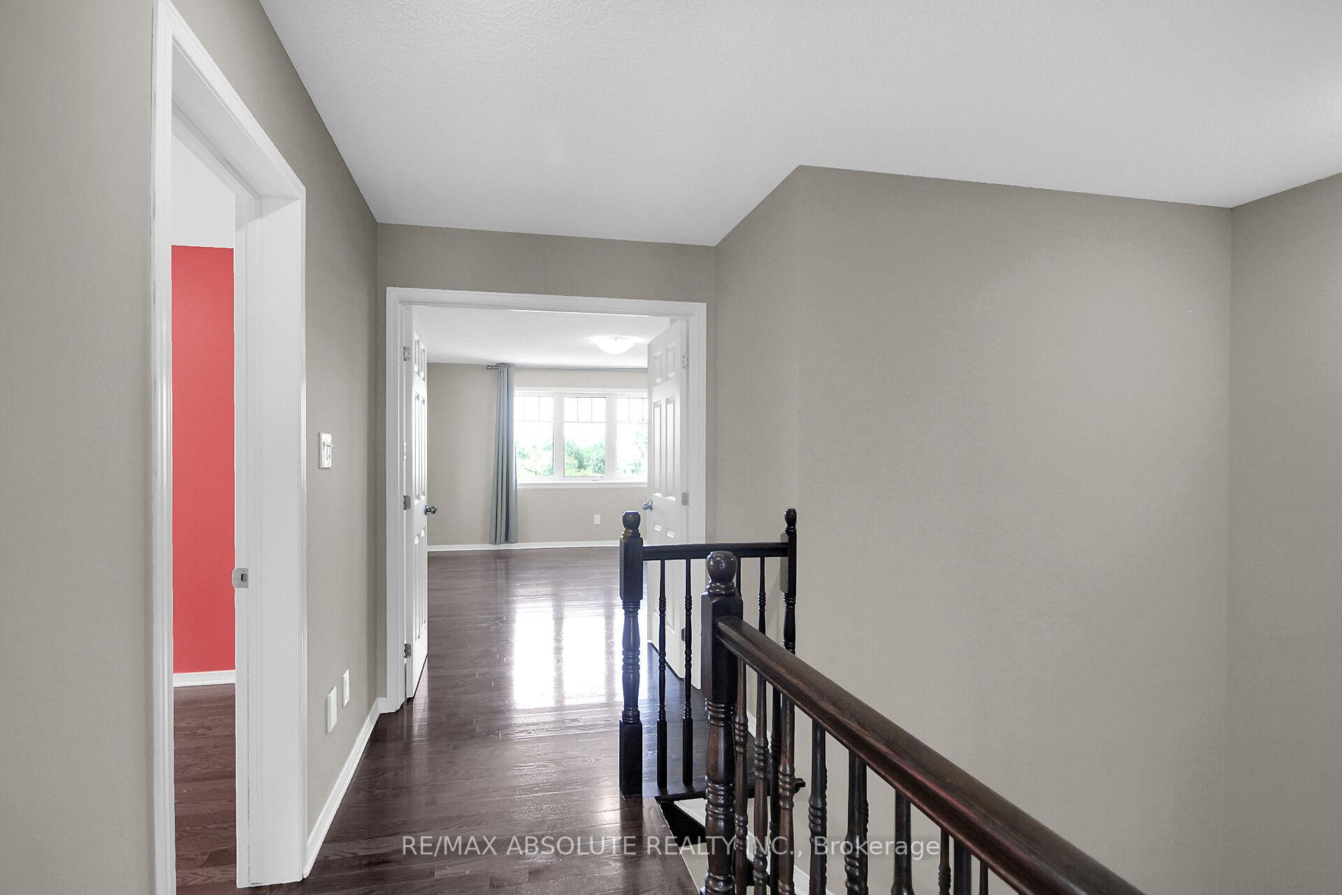Photo 35 of 54 Tapadero Avenue, Ottawa, Kanata - Emerald Meadows/Trailwest — HOMEH