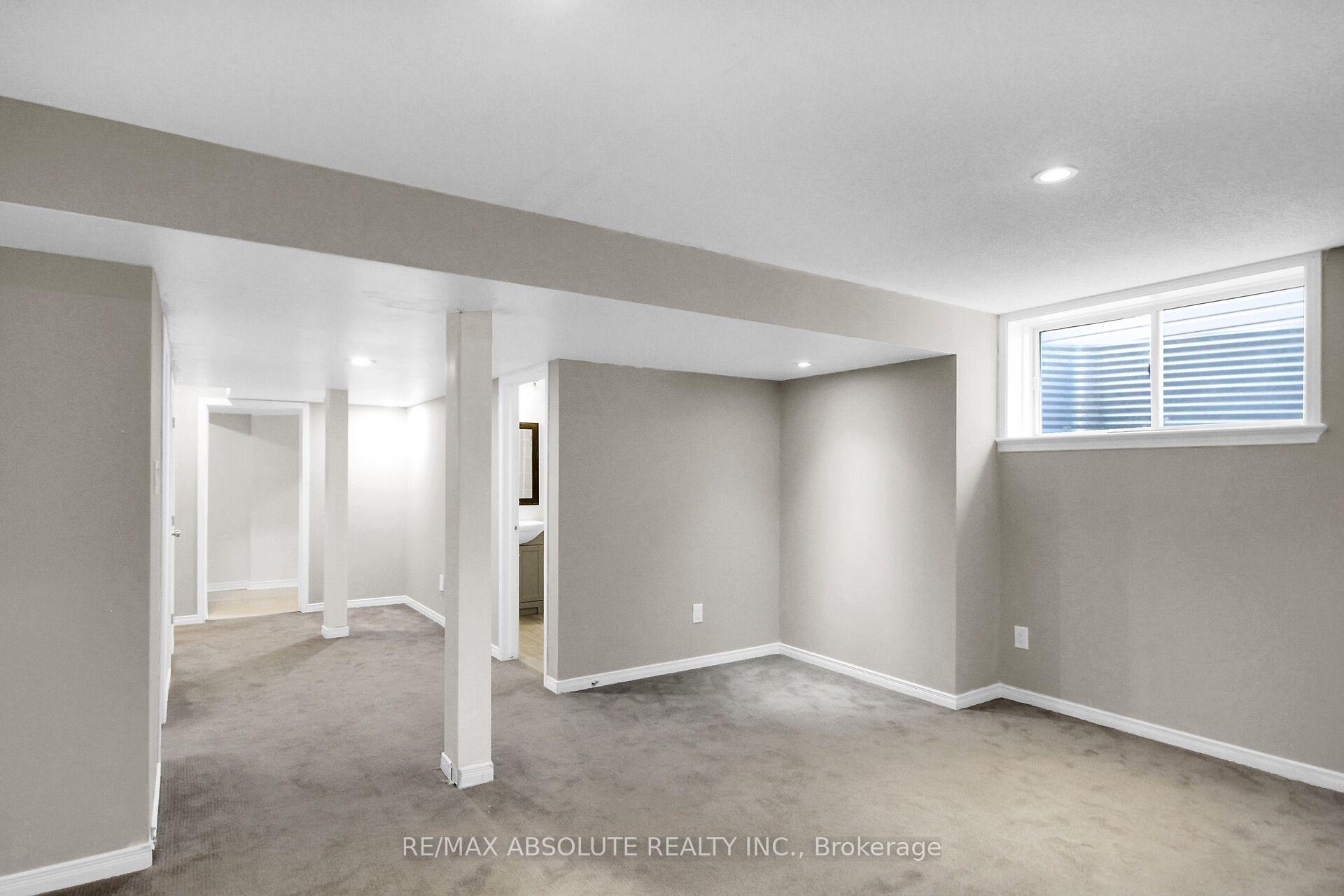 Photo 47 of 54 Tapadero Avenue, Ottawa, Kanata - Emerald Meadows/Trailwest — HOMEH