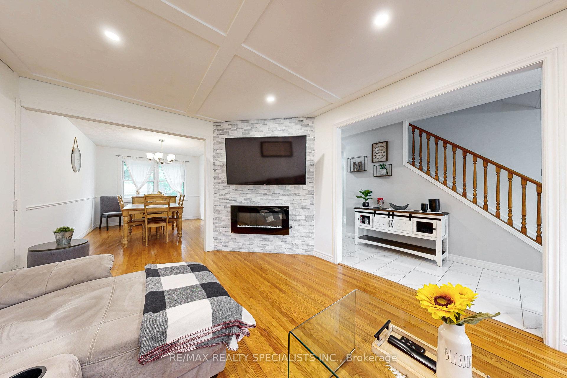 Photo 9 of 99 Pinnacle Drive, Kitchener, Lower Doon — HOMEH