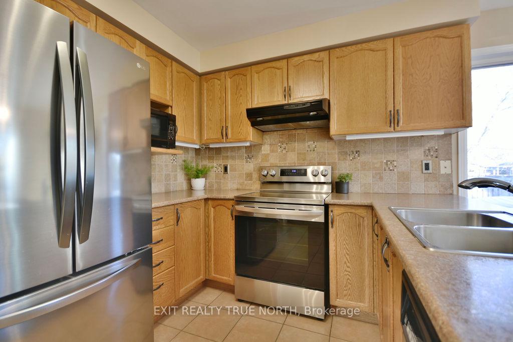 Photo 11 of 1321 Vincent Crescent, Innisfil, Alcona — HOMEH