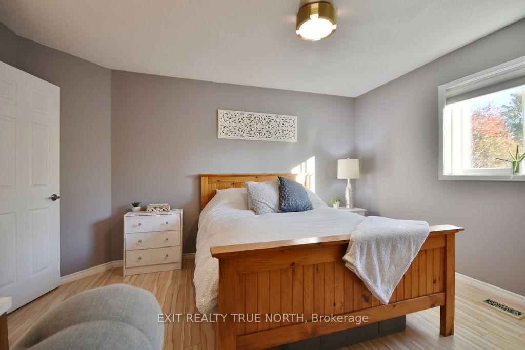 Photo 17 of 1321 Vincent Crescent, Innisfil, Alcona — HOMEH