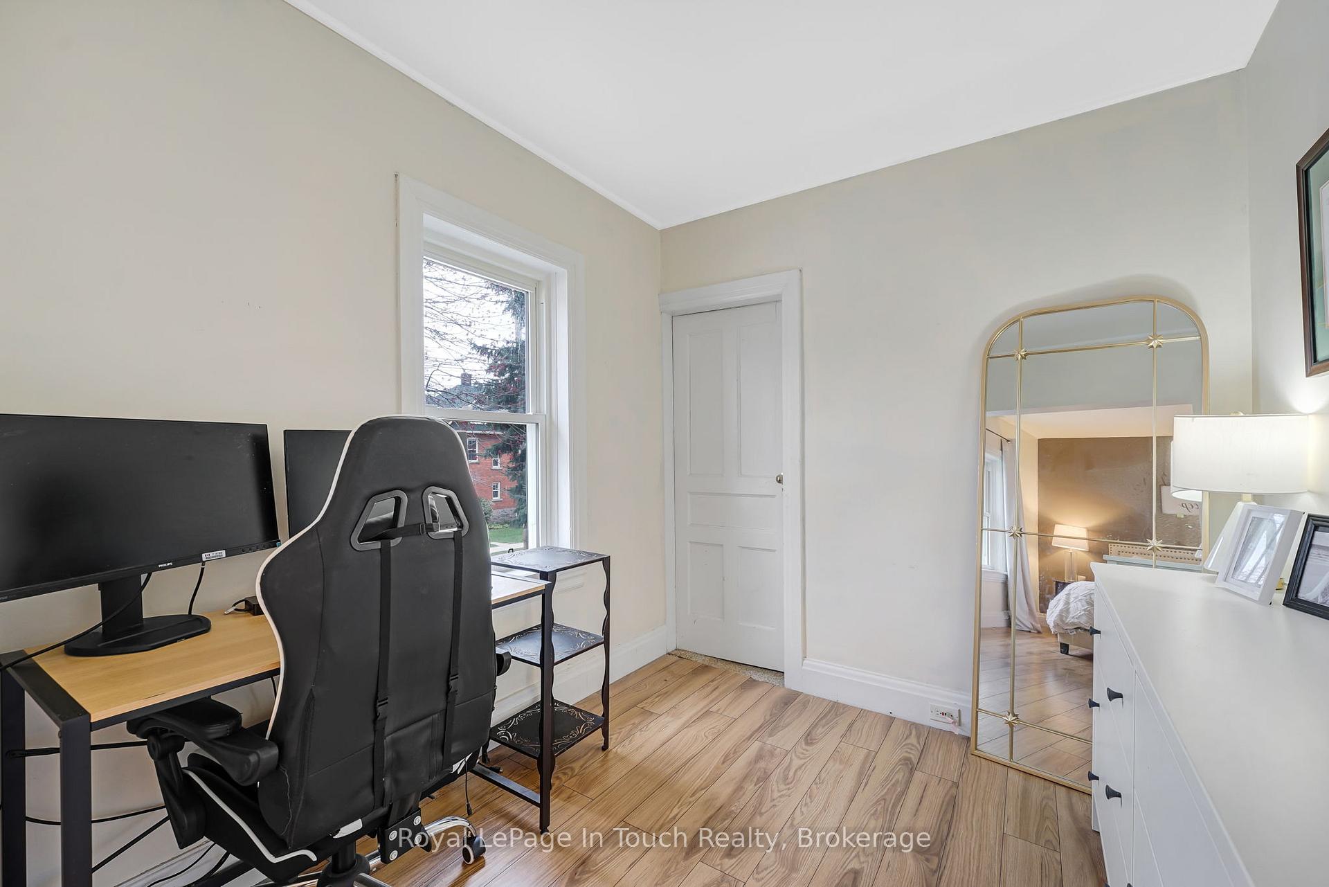 Photo 23 of 431 Manly Street, Midland — HOMEH
