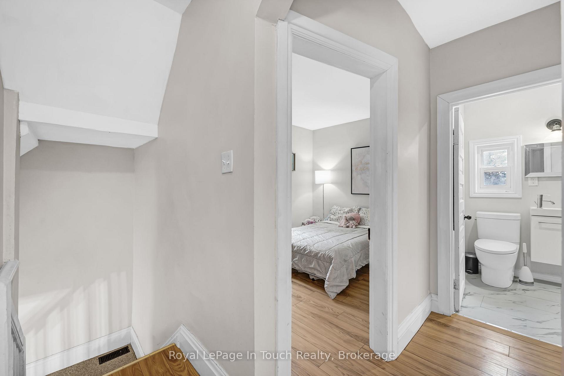 Photo 28 of 431 Manly Street, Midland — HOMEH