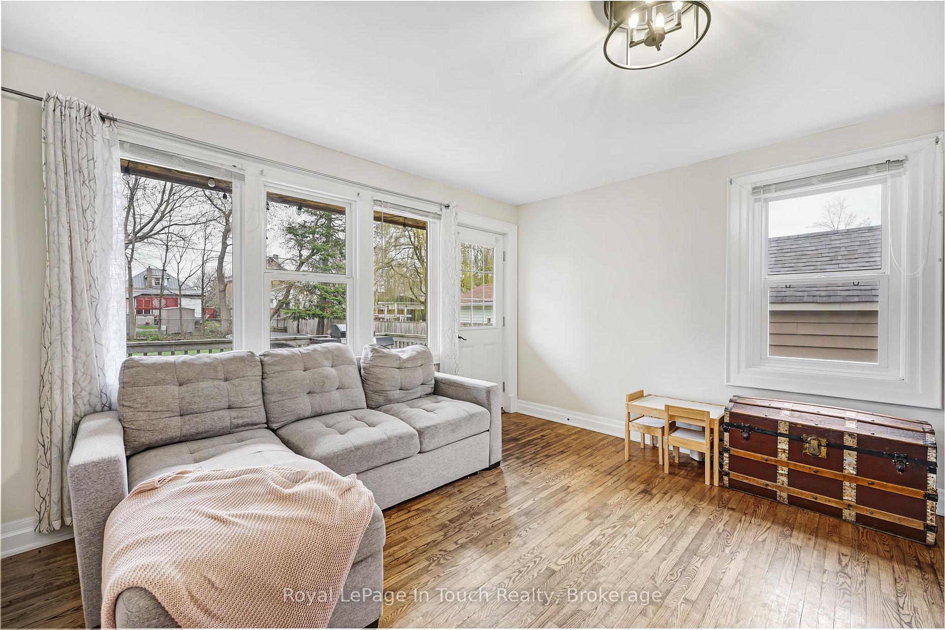 Photo 37 of 431 Manly Street, Midland — HOMEH