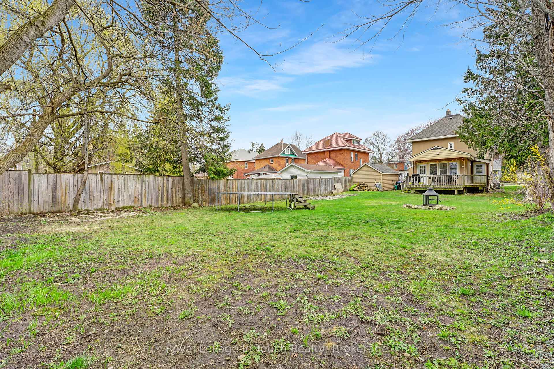 Photo 44 of 431 Manly Street, Midland — HOMEH