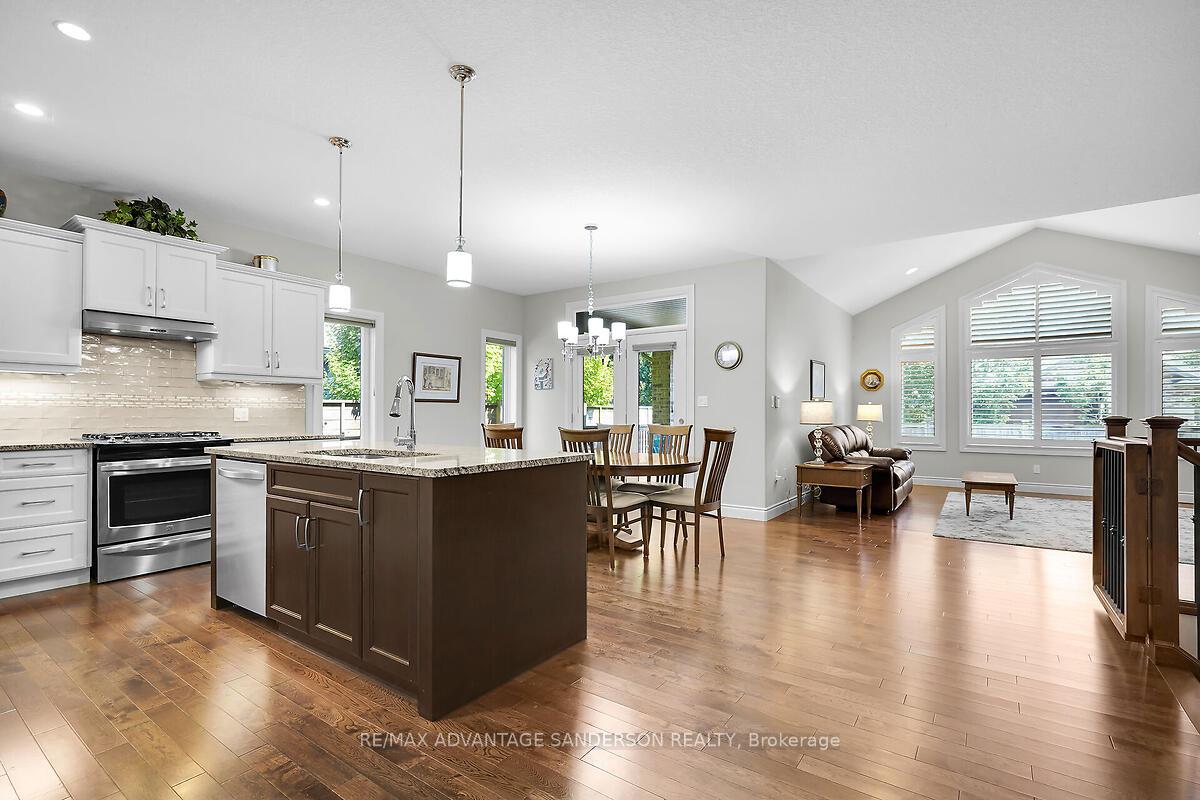 Photo 14 of 173 Martin Drive, Middlesex Centre, Ilderton — HOMEH