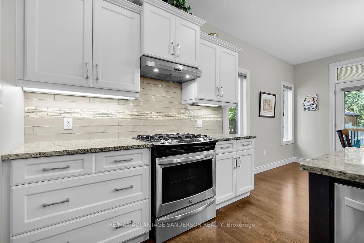 Photo 17 of 173 Martin Drive, Middlesex Centre, Ilderton — HOMEH